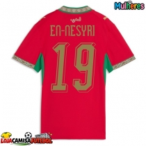 Camisa de Futebol Marrocos Youssef En-Nesyri #19 Equipamento Principal Mulheres Mundo 2026 Manga Curta